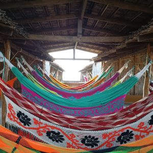 Chinchorro Wayuu Artesanal - Tejido de Lujo en Hilo de Algodón