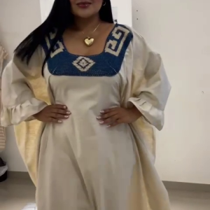 Manta Guajira Ceremonial con Bordado Celeste – Edición Étnica 2055